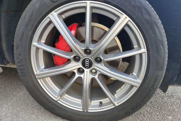 Used Audi Q5L 2023 45T Luxury Dynamic Model Right Front Wheel Hub