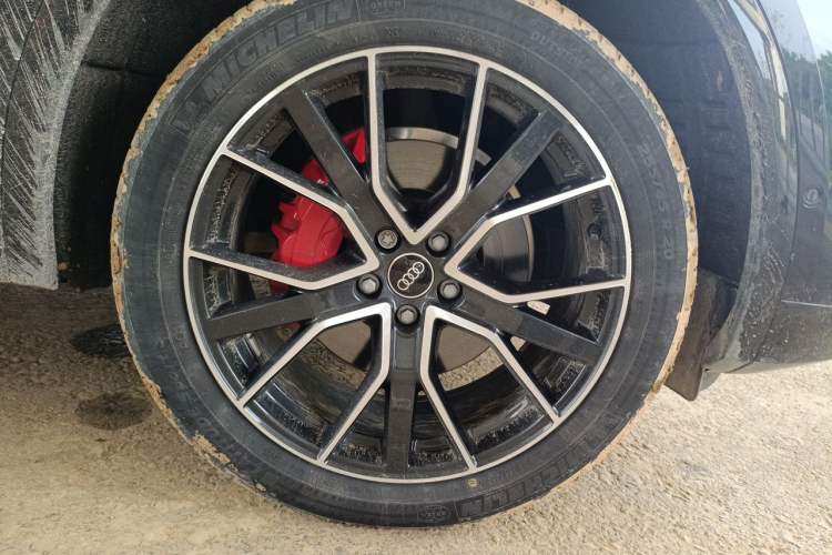 Used Audi Q5L 2023 45T Luxury Dynamic Model Right Front Wheel Hub