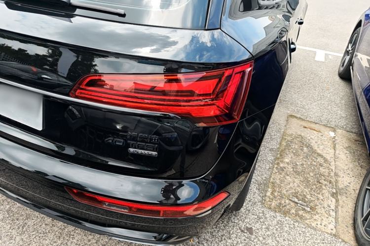 Used Audi Q5L 2023 40T Luxury Dynamic Model Right Rear Taillight