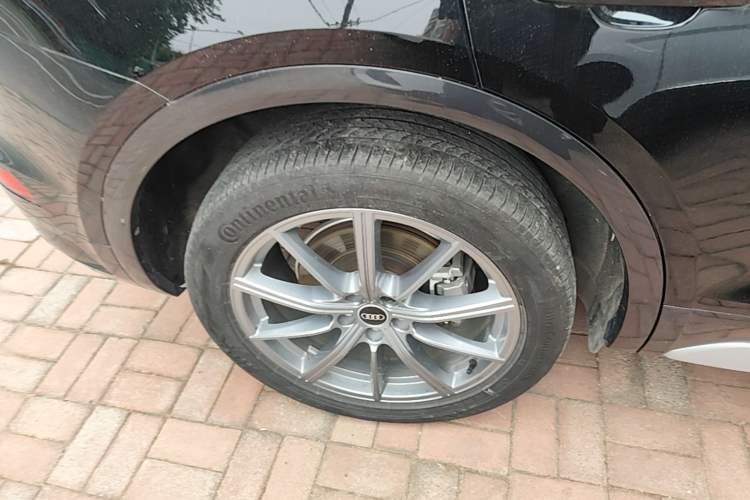Used Audi Q5L 2023 40T Luxury Elegant Model Right Rear Wheel Hub
