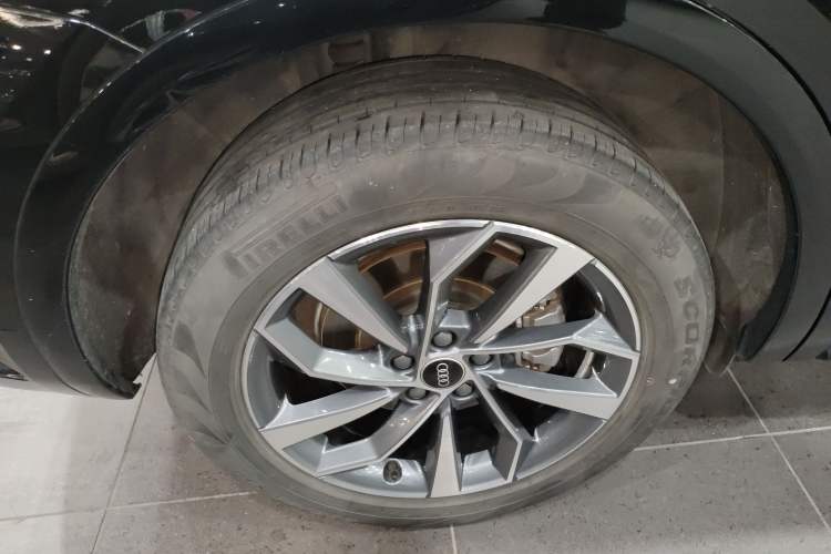 Used Audi Q5L 2023 40T Luxury Dynamic Model Right Rear Wheel Hub