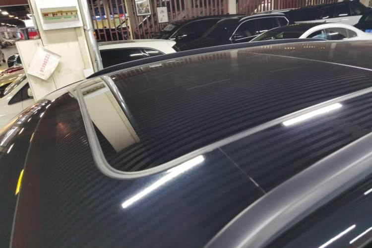 Used Audi Q5L 2023 40T Luxury Dynamic Model Roof