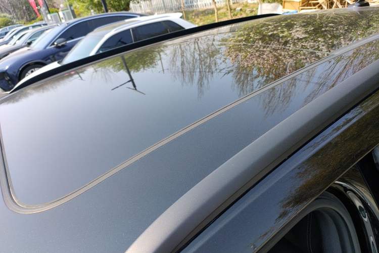 Used Audi Q5L 2023 40T Luxury Dynamic Model Roof