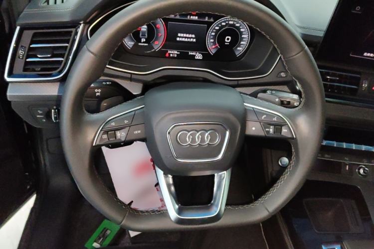 Used Audi Q5L 2023 40T Luxury Dynamic Model Steering Wheel