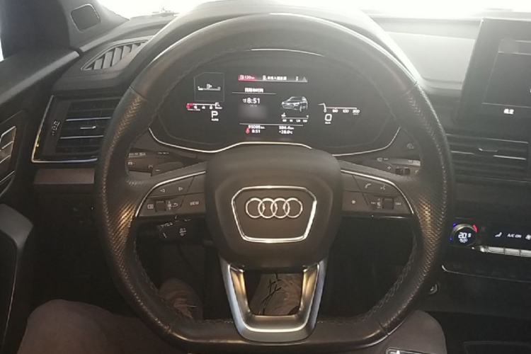 Used Audi Q5L 2023 45T Luxury Dynamic Model Steering Wheel
