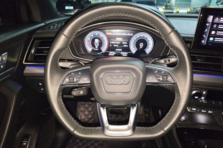 Used Audi Q5L 2023 40T Luxury Dynamic Model Steering Wheel