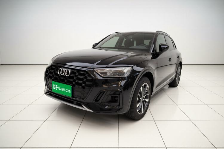 Used Audi Q5L 2023 40T Luxury Dynamic Model Guazi used car, China used car export, Used car for sale, Used cars, Cheapest cars for sale