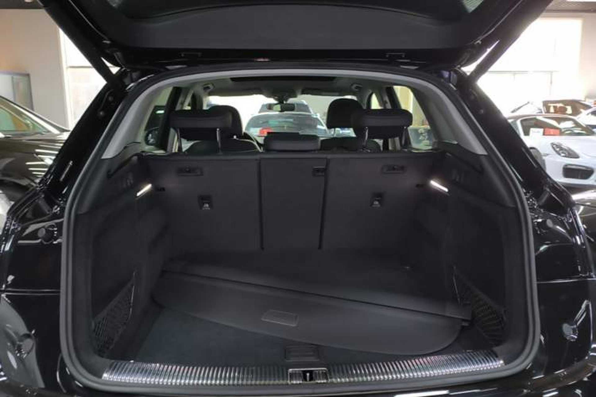 Used Audi Q5L 2023 40T Fashionable and Dynamic Edition Trunk
