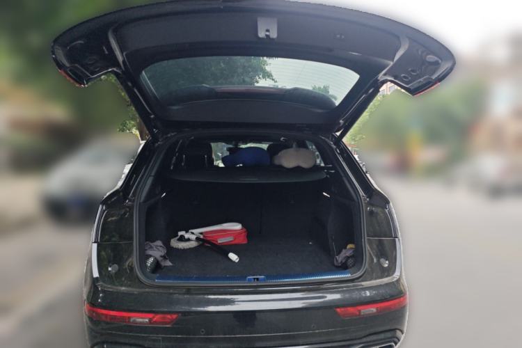 Used Audi Q5L 2023 40T Luxury Dynamic Model Trunk