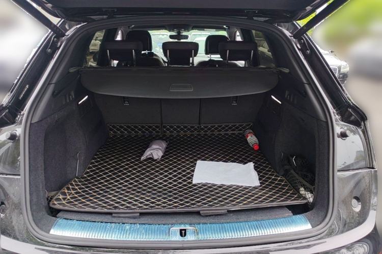 Used Audi Q5L 2023 40T Snow Sports Edition Trunk