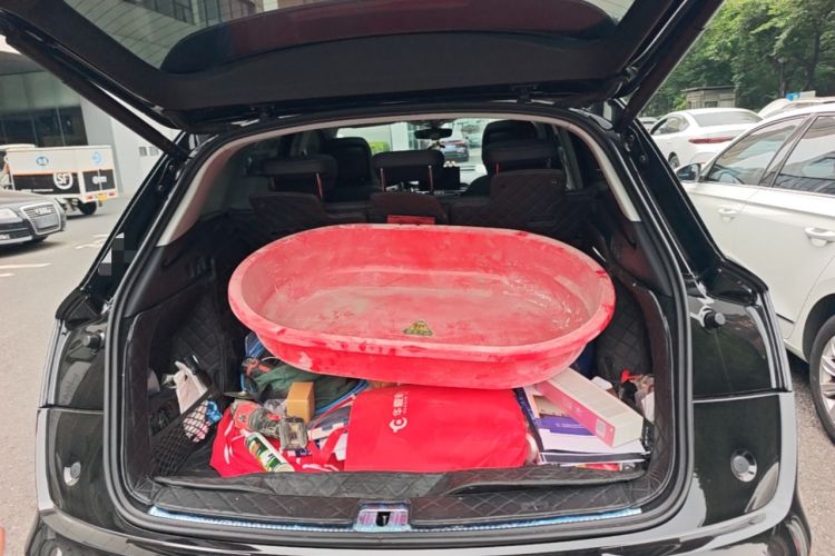 Used Audi Q5L 2023 40T Fashionable and Elegant Version Trunk