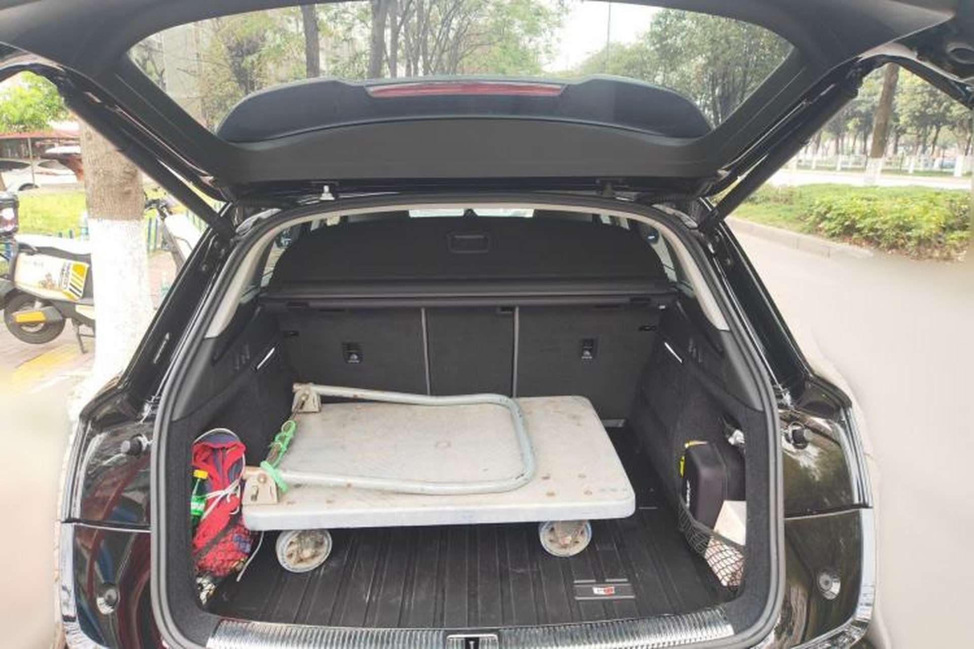 Used Audi Q5L 2023 40T Fashionable and Dynamic Edition Trunk