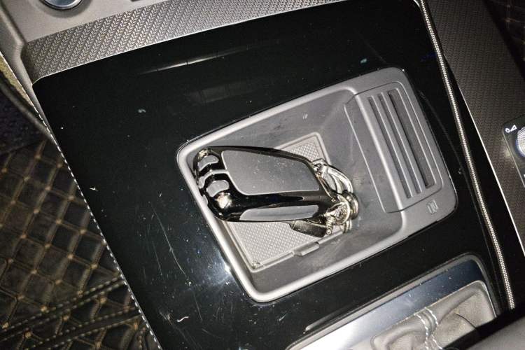 Used Audi Q5L 2023 40T Luxury Dynamic Model Vehicle Key