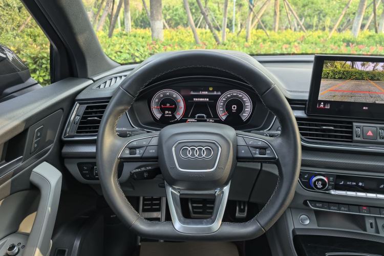 Used Audi Q5L 2023 40T Luxury Dynamic Model Interior 9