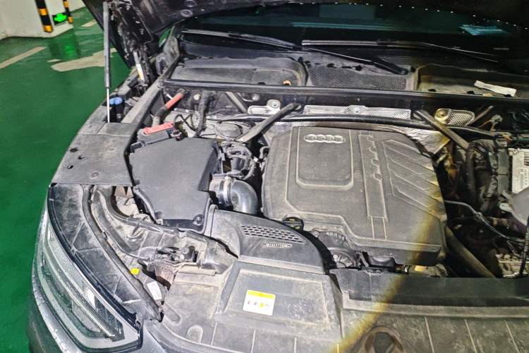 Used Audi Q5L 2023 40T Snow Sports Edition Engine Bay Right