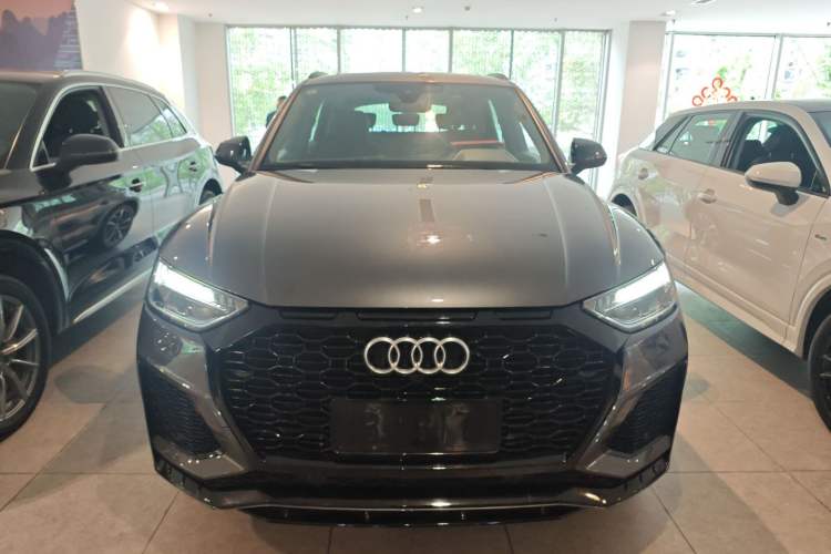 Used Audi Q5L 2023 40T Luxury Dynamic Model Front