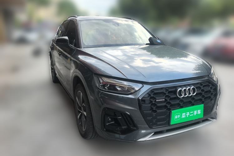 Used Audi Q5L 2023 40T Luxury Dynamic Model Front Right 45 Deg