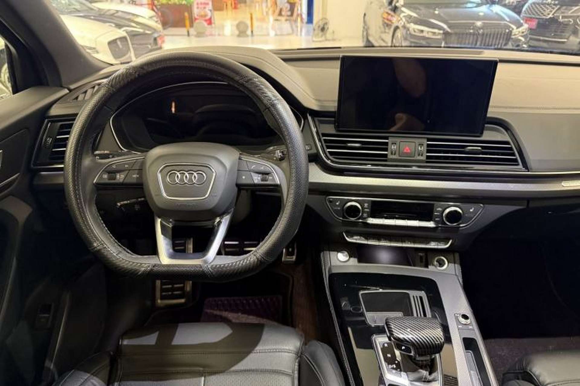 Used Audi Q5L 2023 40T Luxury Dynamic Model Interior 6