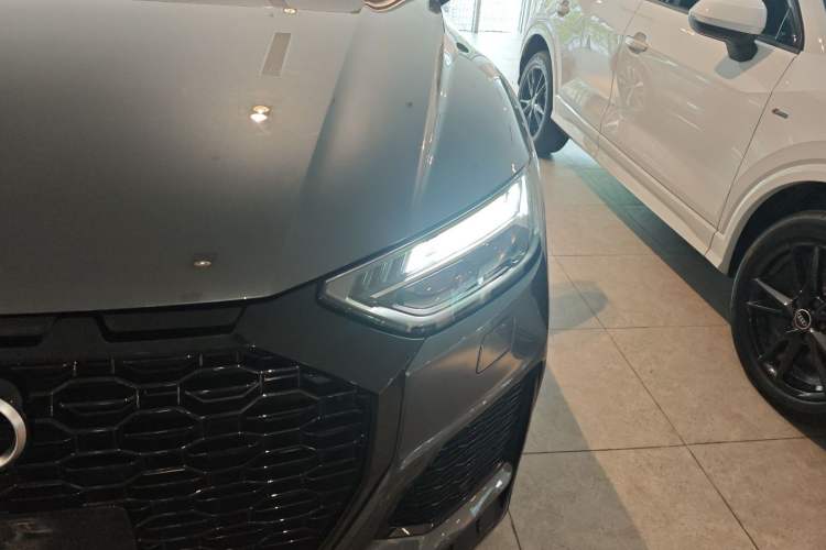 Used Audi Q5L 2023 40T Luxury Dynamic Model Left Front Headlight