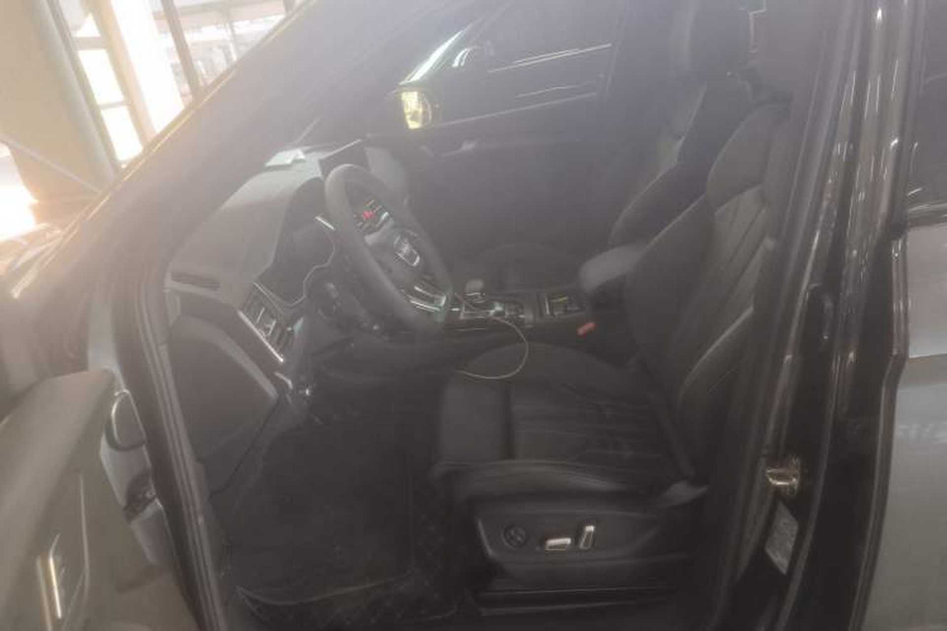 Used Audi Q5L 2023 40T Luxury Dynamic Model Left Front Seat