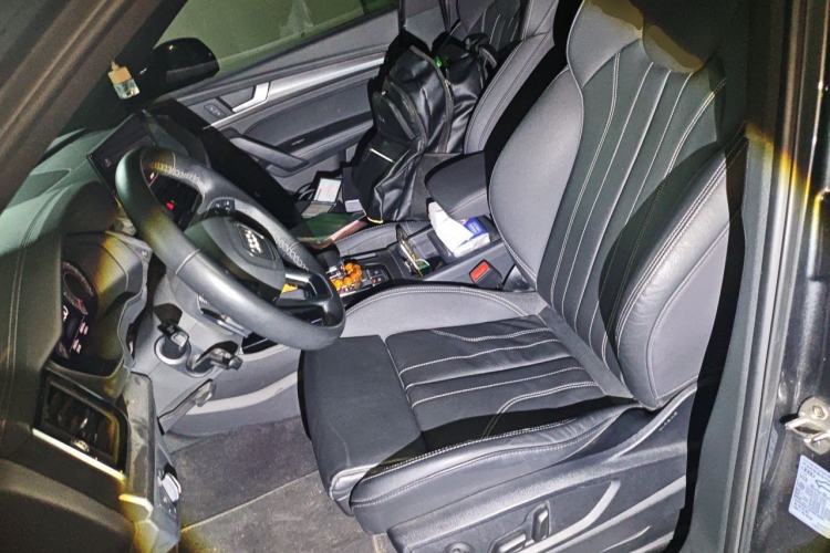 Used Audi Q5L 2023 40T Snow Sports Edition Left Front Seat