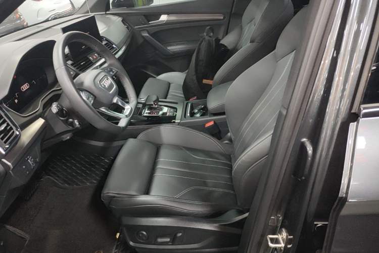 Used Audi Q5L 2023 40T Luxury Dynamic Model Left Front Seat
