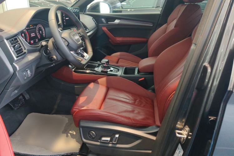 Used Audi Q5L 2023 40T Luxury Dynamic Model Left Front Seat