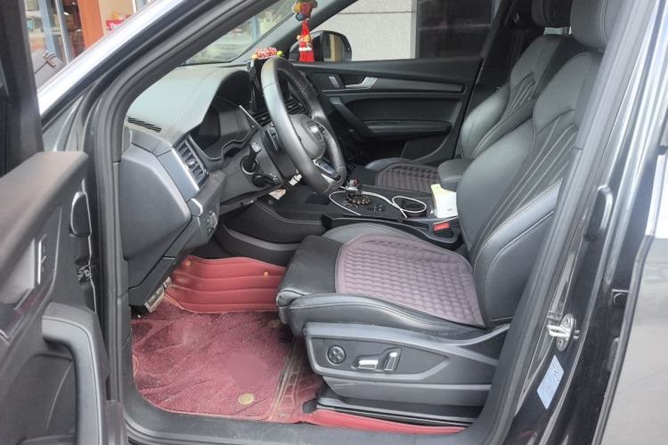 Used Audi Q5L 2023 40T Luxury Dynamic Model Left Front Seat