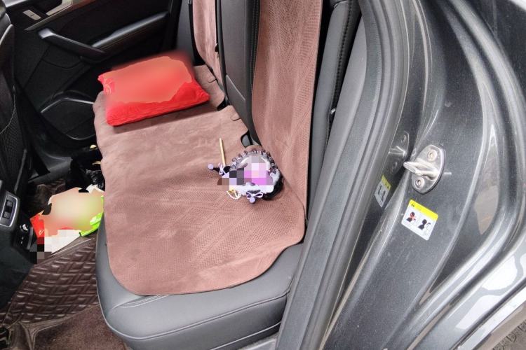 Used Audi Q5L 2023 40T Luxury Dynamic Model Left Rear Seat