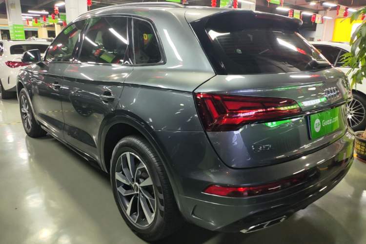 Used Audi Q5L 2023 40T Luxury Dynamic Model Rear Left 45 Deg