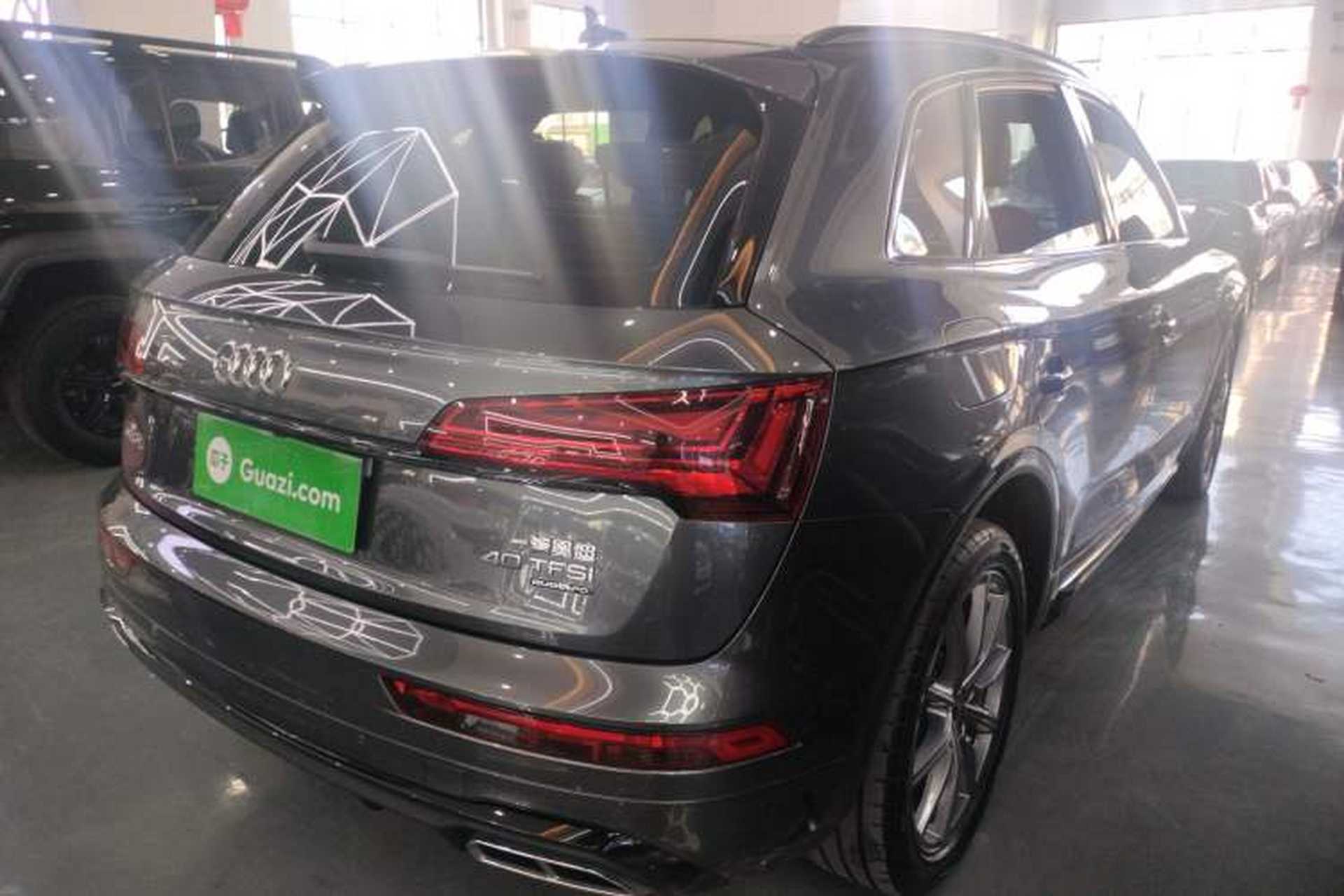 Used Audi Q5L 2023 40T Luxury Dynamic Model Rear Right 45 Deg
