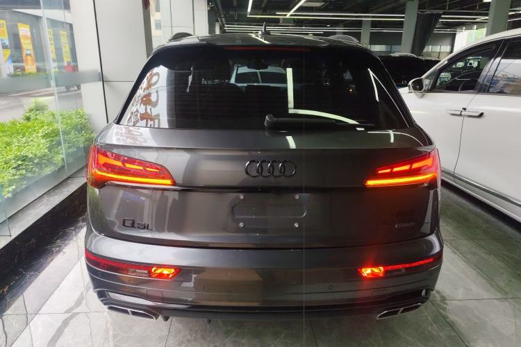 Used Audi Q5L 2023 40T Luxury Dynamic Model Rear