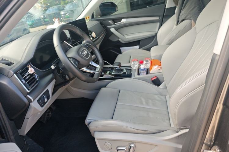 Used Audi Q5L 2023 40T Fashionable and Dynamic Edition Left Front Seat