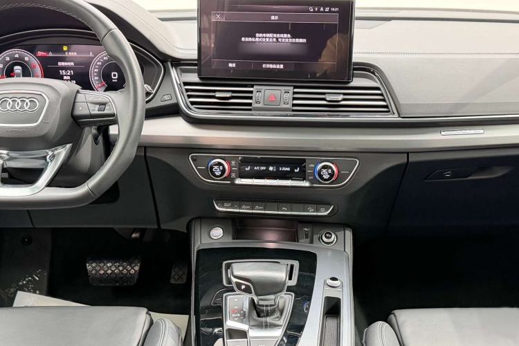 Used Audi Q5L 2023 40T Fashionable and Dynamic Edition Audio And AC Panel