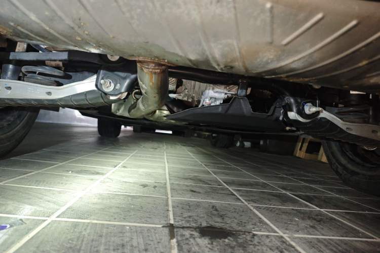 Used Audi Q5L 2023 40T Luxury Dynamic Model Chassis Rear