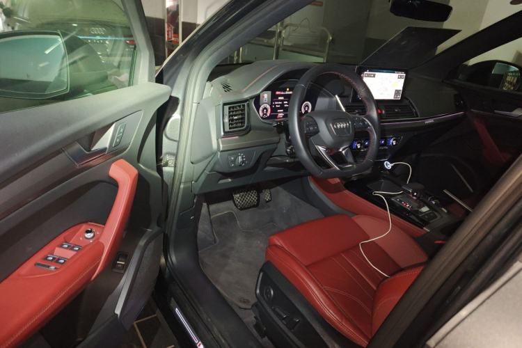Used Audi Q5L 2023 40T Luxury Dynamic Model Driver Seat