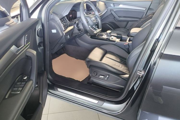 Used Audi Q5L 2023 40T Luxury Dynamic Model Driver Seat