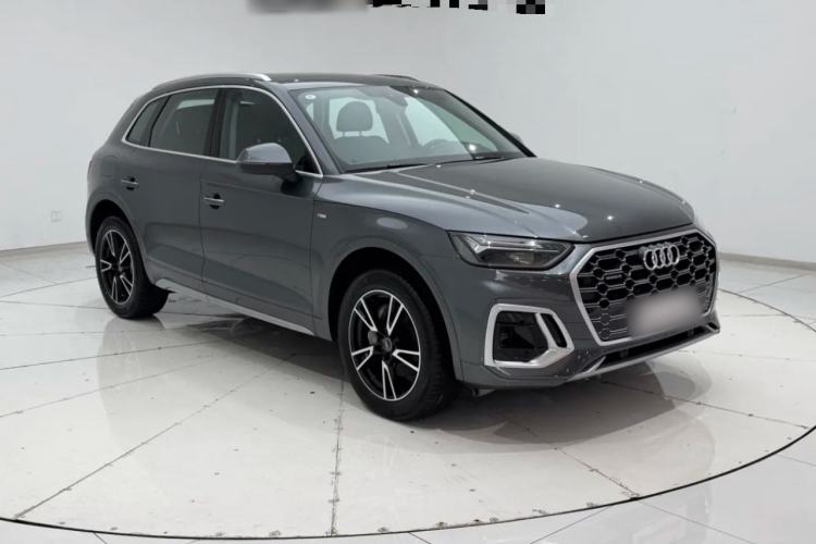 Used Audi Q5L 2023 40T Fashionable and Dynamic Edition Front Right 45 Deg