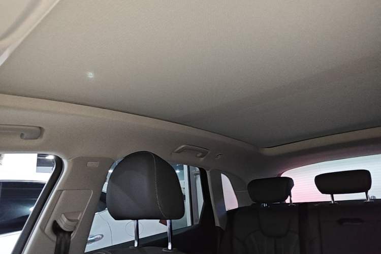 Used Audi Q5L 2023 40T Fashionable and Dynamic Edition Headliner