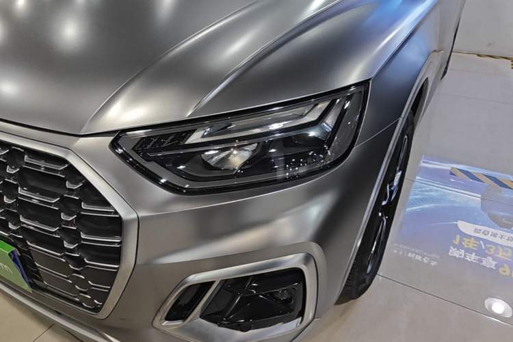 Used Audi Q5L 2023 40T Fashionable and Dynamic Edition Left Front Headlight