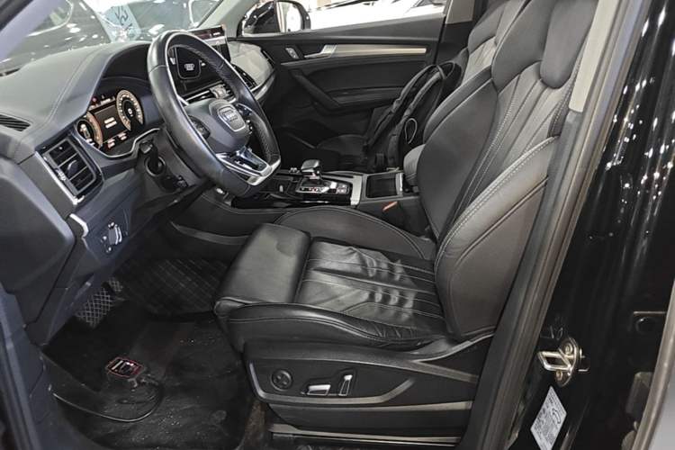 Used Audi Q5L 2023 40T Fashionable and Dynamic Edition Left Front Seat
