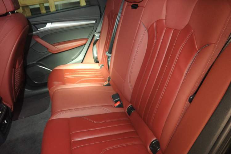 Used Audi Q5L 2023 40T Luxury Dynamic Model Left Rear Seat