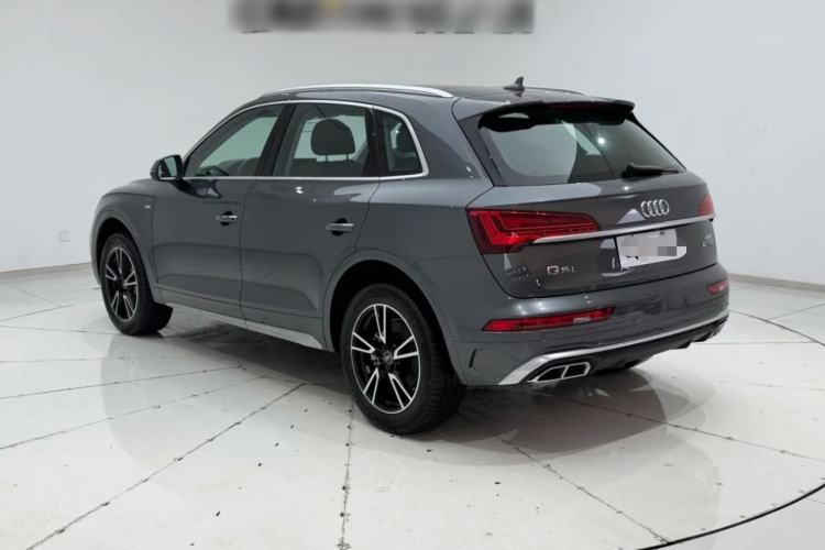 Used Audi Q5L 2023 40T Fashionable and Dynamic Edition Rear Left 45 Deg