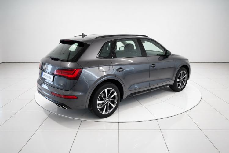 Used Audi Q5L 2023 40T Luxury Dynamic Model Rear Right 45 Deg