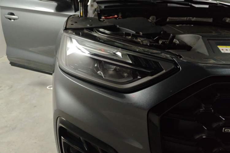 Used Audi Q5L 2023 45T Luxury Dynamic Model Right Front Headlight