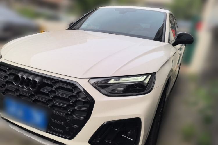 Used Audi Q5L 2023 40T Fashionable and Dynamic Edition Guazi used car, China used car export, Used car for sale, Used cars, Cheapest cars for sale