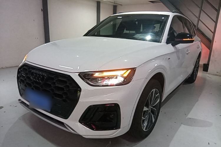 Used Audi Q5L 2023 40T Luxury Dynamic Model Guazi used car, China used car export, Used car for sale, Used  cars, Cheapest cars for sale