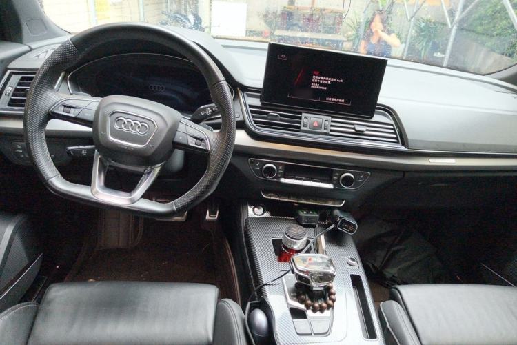 Used Audi Q5L 2023 45T Luxury Dynamic Model Center Console