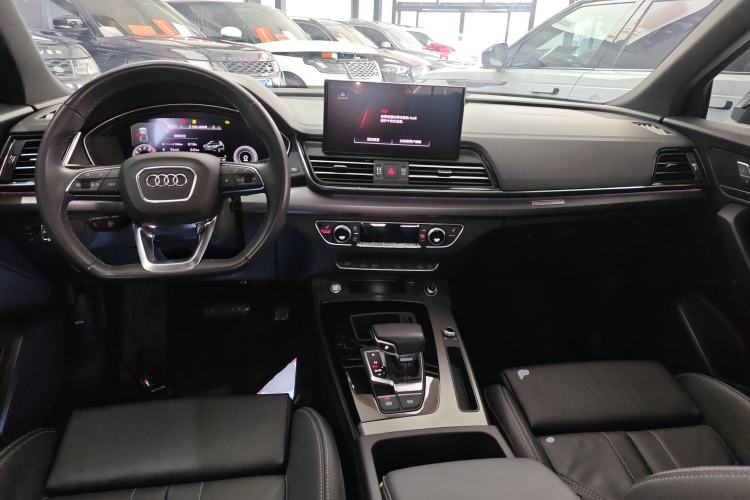 Used Audi Q5L 2023 40T Luxury Dynamic Model Center Console