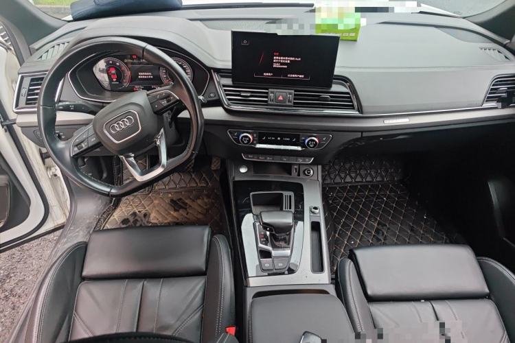 Used Audi Q5L 2023 40T Luxury Dynamic Model Center Console